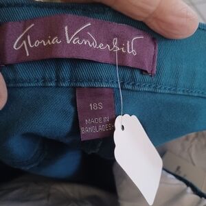 Gloria Vanderbilt Women's Navy Jeans